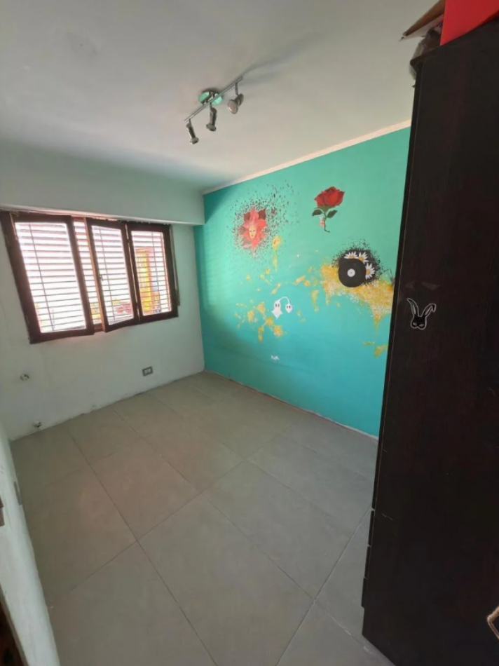 CASA MODERNA EN BARRIO SAN CARLOS