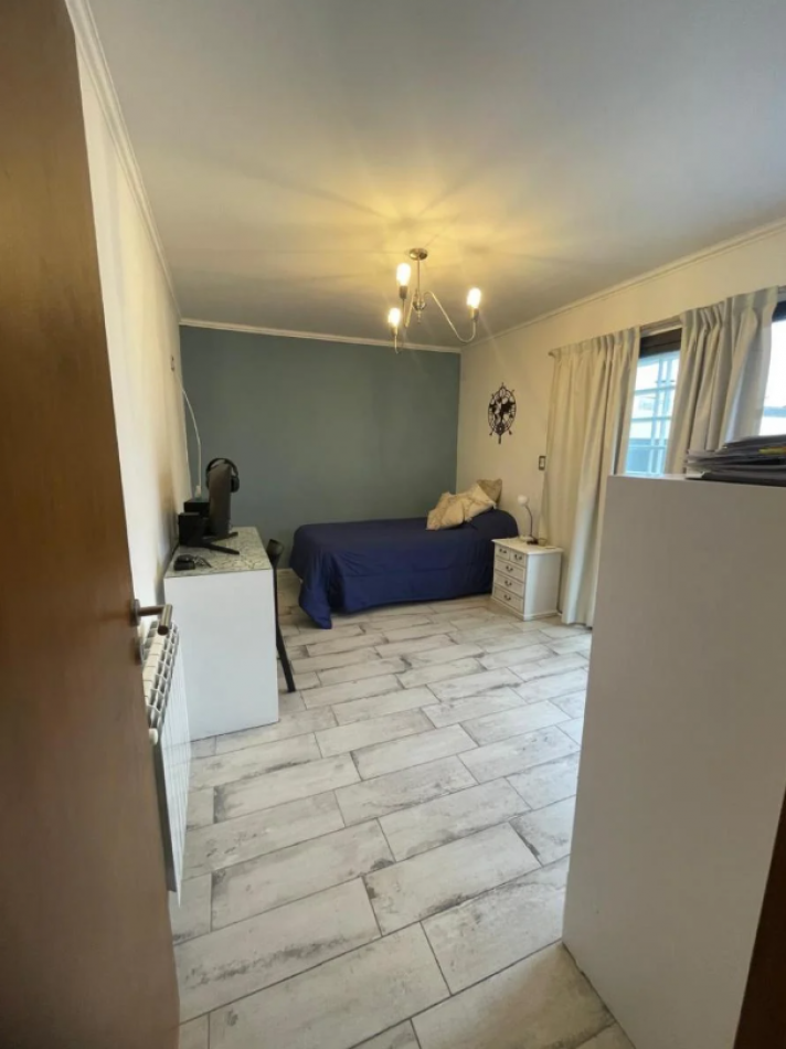 CASA MODERNA EN BARRIO SAN CARLOS