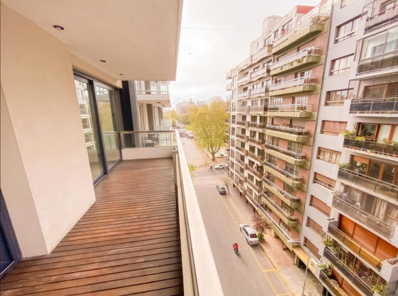 3 AMBIENTES CON DOBLE COCHERA EN PLAZA MITRE