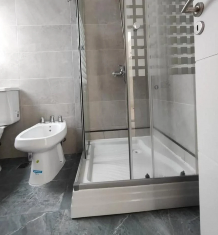 DEPARTAMENTO 2 AMBIENTES APTO CREDITO CON COCHERA Y PARRILLA