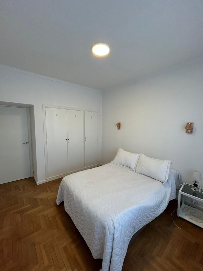 Departamento 3 Ambientes con Escritorio - Piso Alto con Balcon