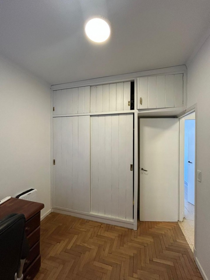 Departamento 3 Ambientes con Escritorio - Piso Alto con Balcon