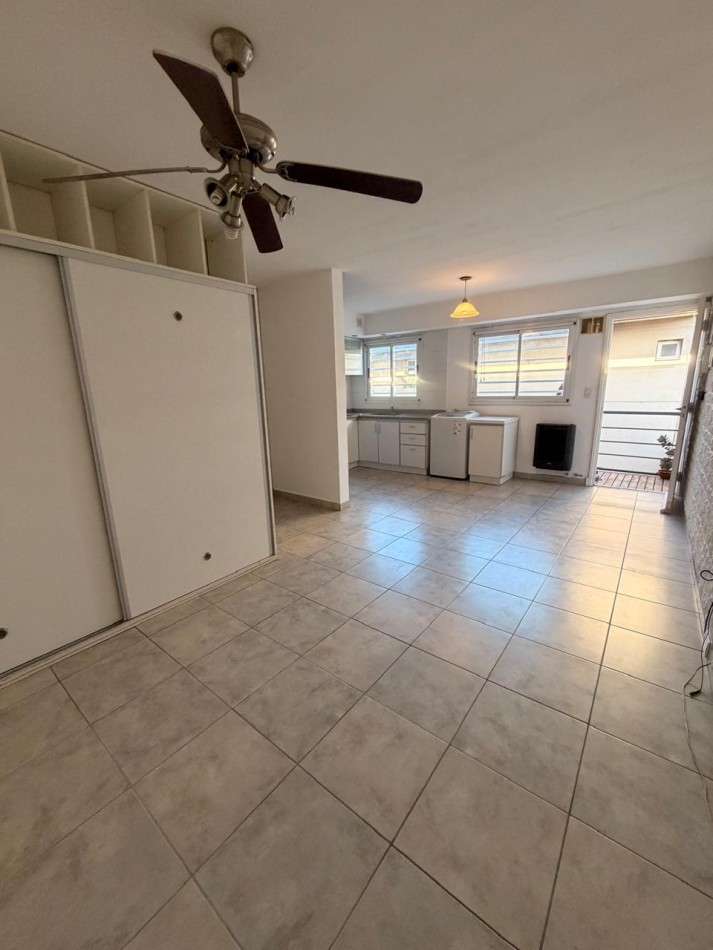 ALQUILER MONOAMBIENTE | MUY LUMINOSO | MALVINAS 539