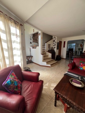 OPORTUNIDAD! 4 AMBIENTES CON COCHERA APTO CREDITO