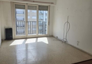 DEPARTAMENTO 2 AMBIENTES A LA CALLE